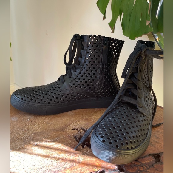 Rundholz Black Label Black Punched Leather Shoes - Picture 4 of 8